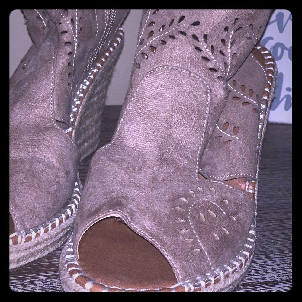 **5 for $15**  Nude Wedge!